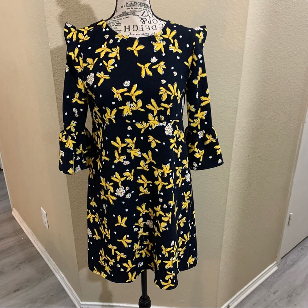 Zara‎ Basic floral dress size small